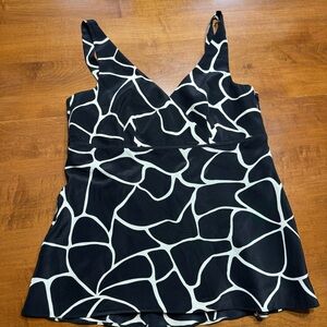 Ann Taylor Silk Black Off White Sleeveless Blouse Size 8